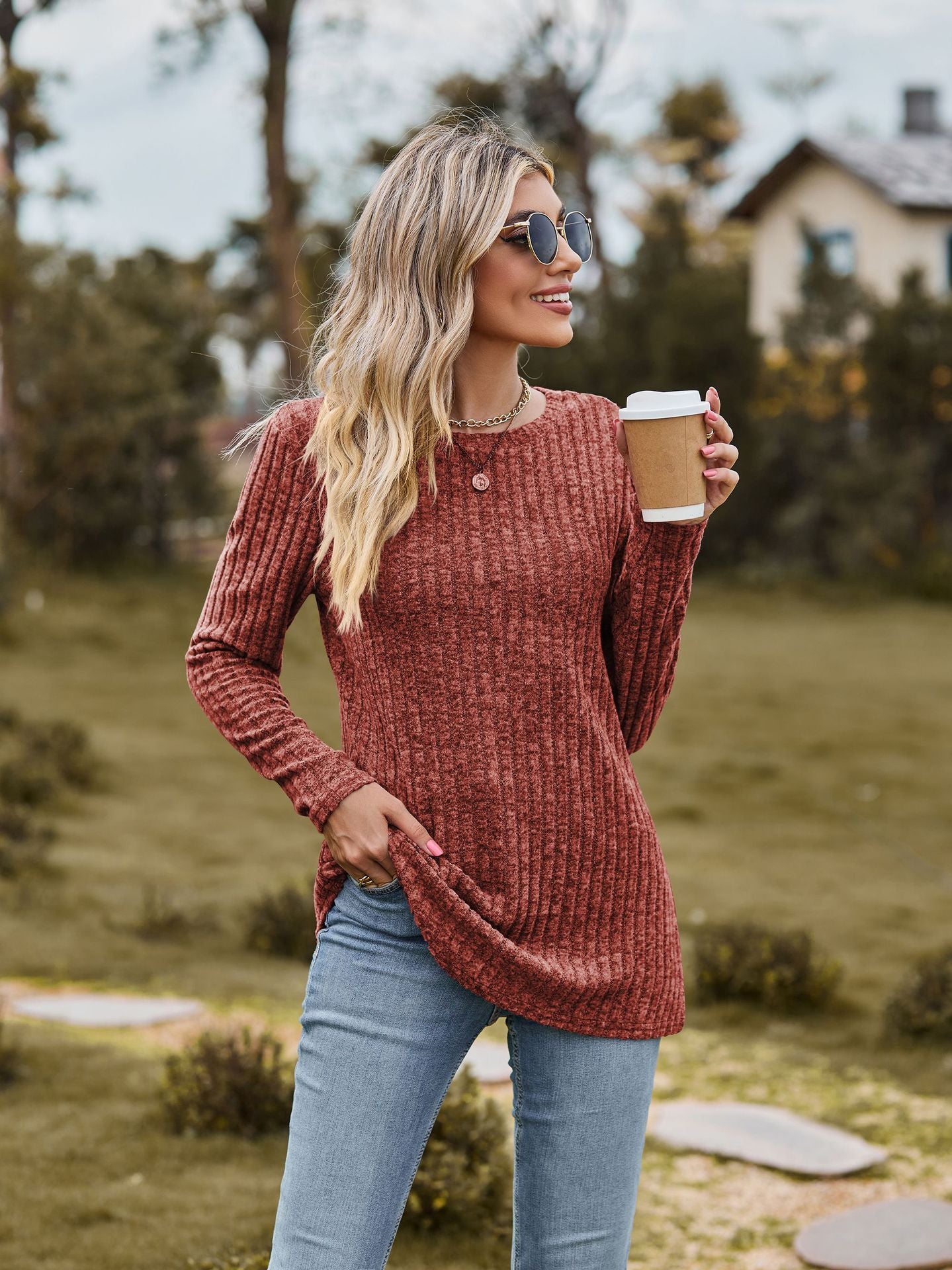 Elegant Knitted Women's Cardigan - Cozy & Stylish