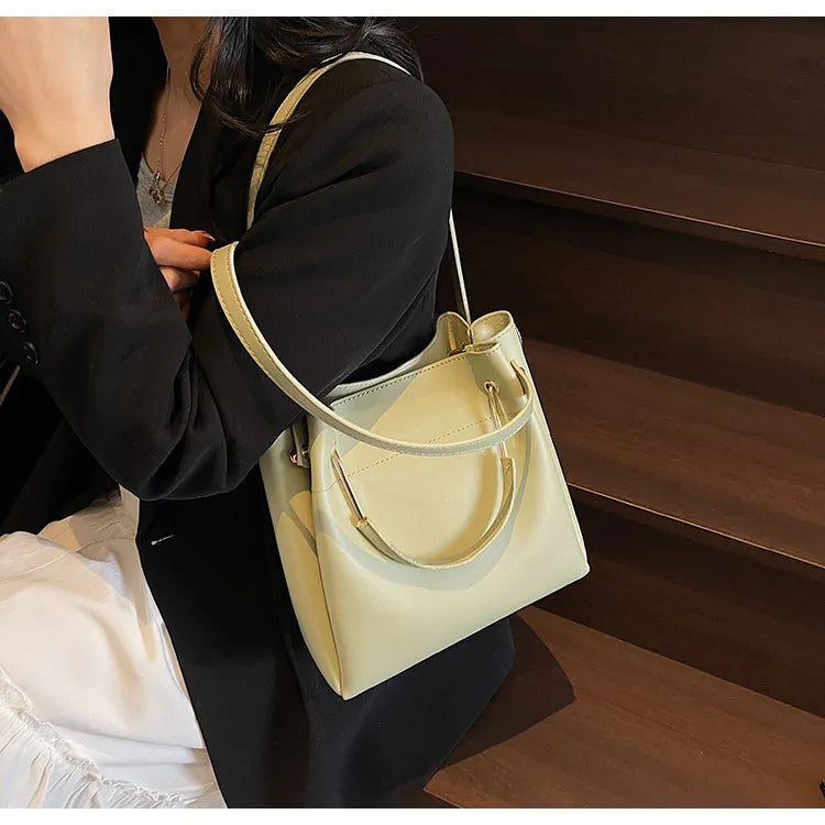 Chic Versatile Women's Crossbody Bags